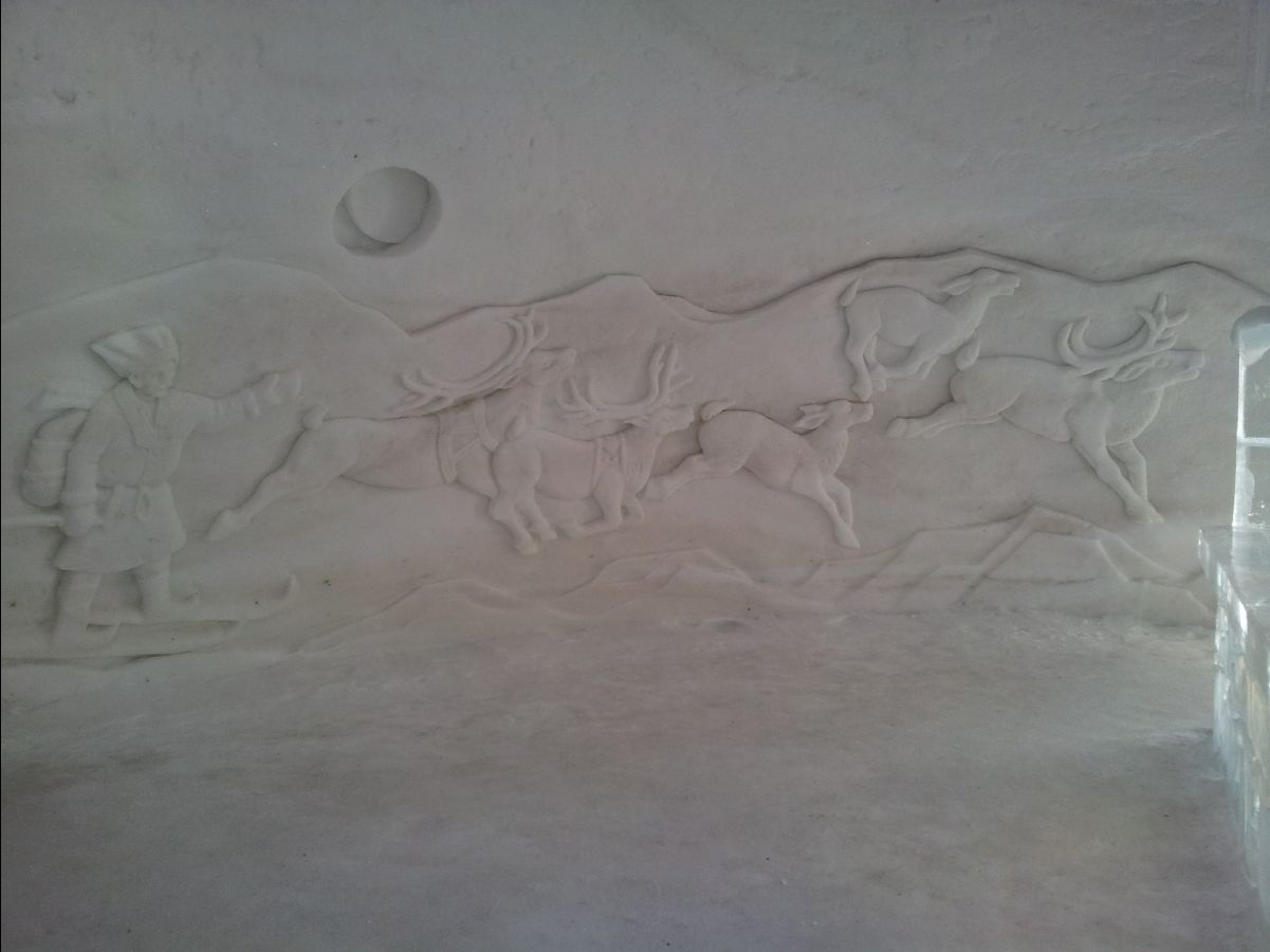 Snow Hotel38